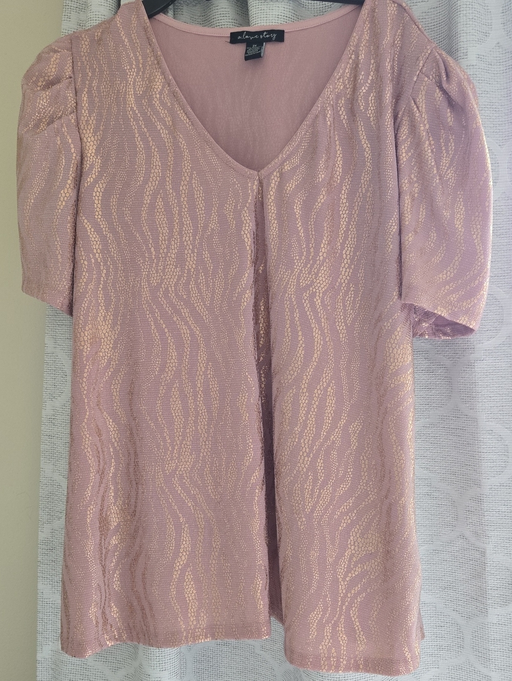 Allure Lavender Metallic Wave V-Neck Top